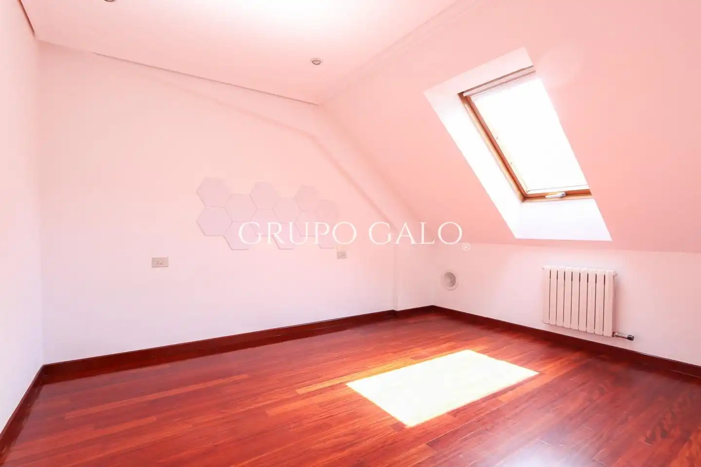 Dúplex de lloguer en Vigo  amb Calefacció i Parquet