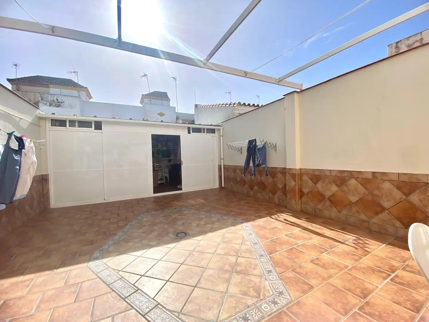 Terraza de Casa adosada en venta en Chipiona con Aire acondicionado, Jardín privado y Terraza
