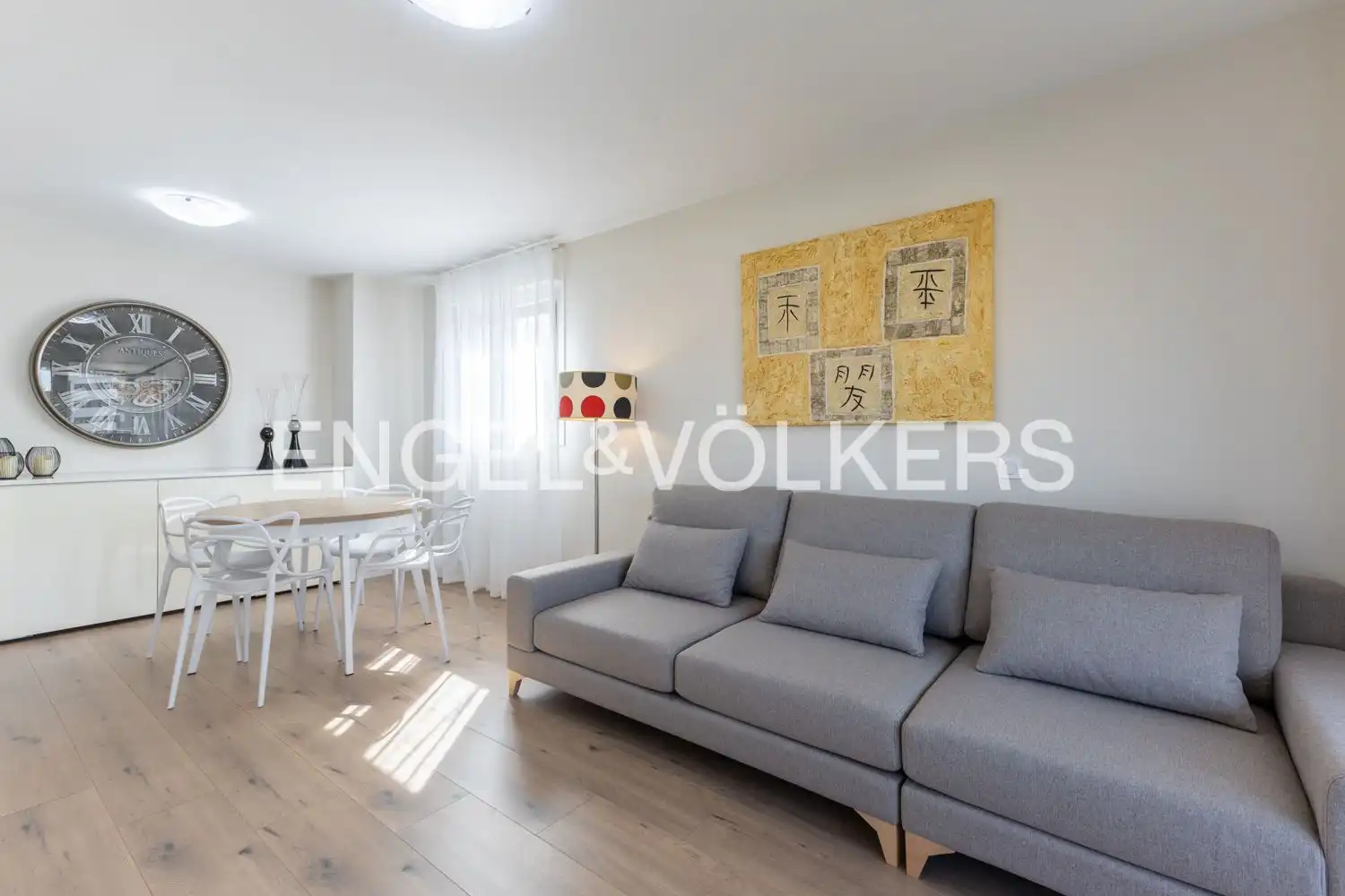 Sala d'estar de Pis de lloguer en Valencia amb Aire condicionat, Calefacció i Parquet