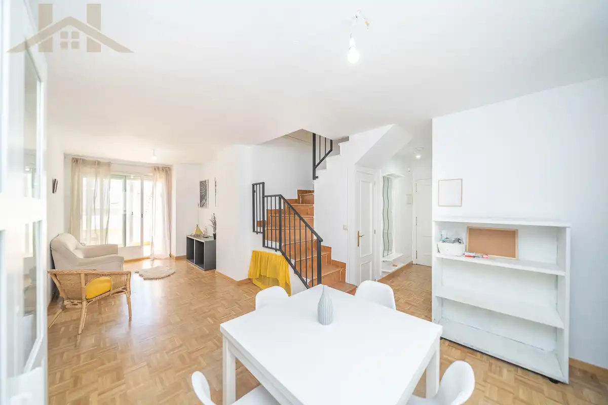 Living room of Duplexes for sale in Alpedrete  with Heating, Terrace and Community pool