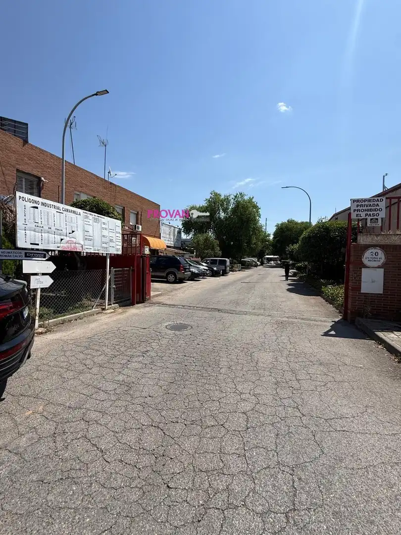 Parking de Nave industrial en venta en Alcalá de Henares