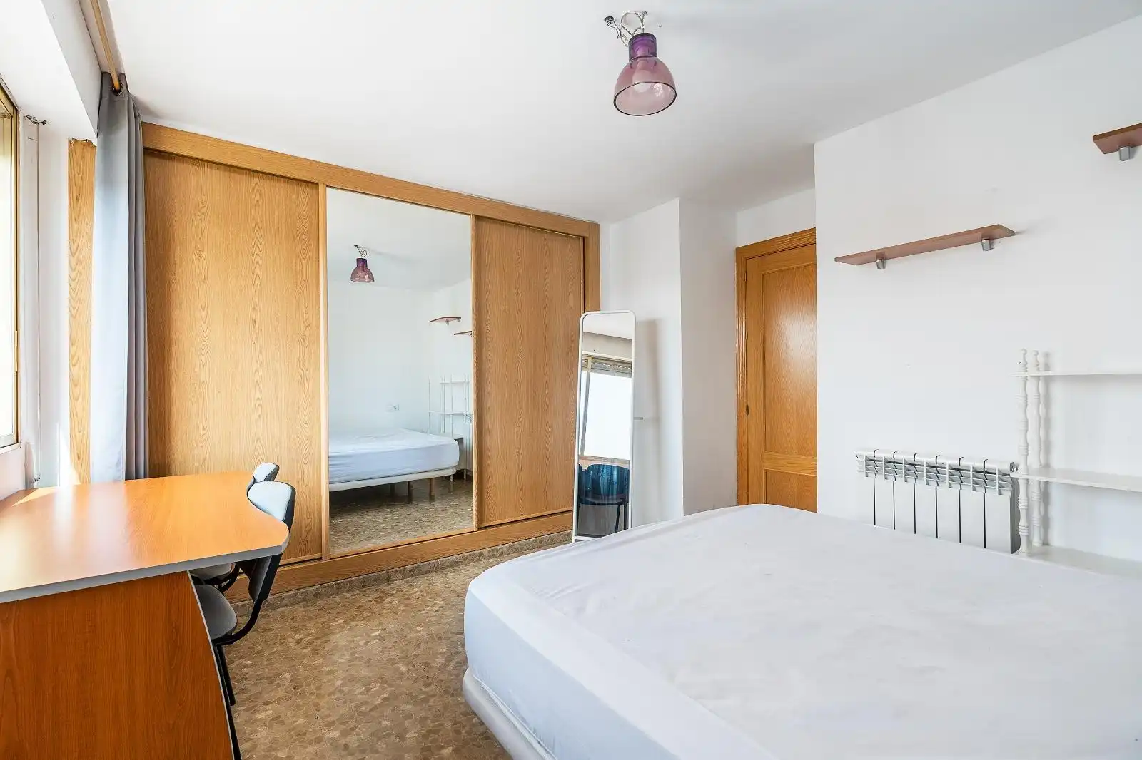 Bedroom of Flat for sale in Granada  with Heating