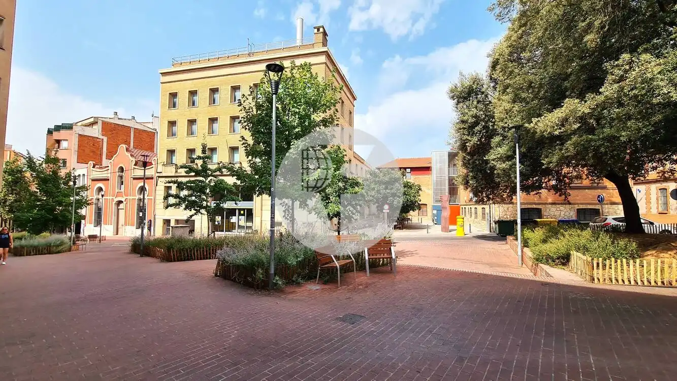 Vista exterior de Planta baixa en venda en Terrassa amb Calefacció