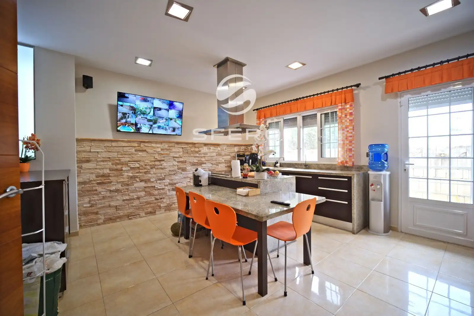 Kitchen of Houses for sale in Canals, Valencia