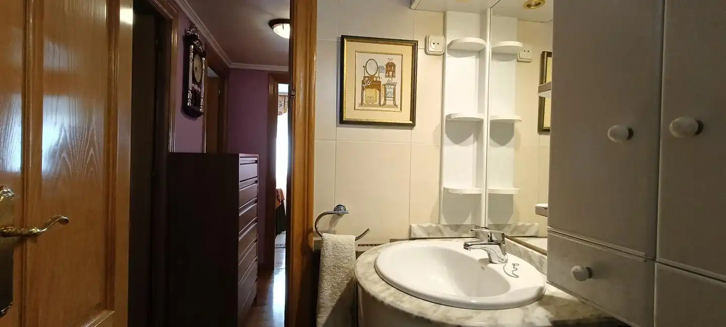 Piso en venta en Calle Miguel Hernández, Armunia