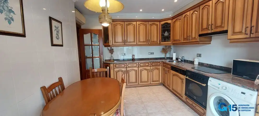 Wohnung mit Terrasse zum Verkauf in Juan Bautista Erro Kalea, imagen 3
