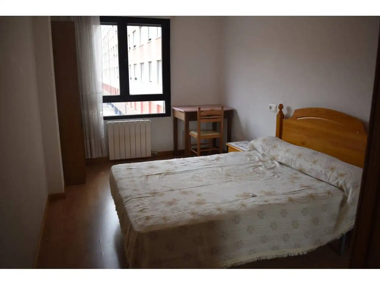 Bedroom of Flat for rent in León Capital   with Heating, Terrace and Furnished