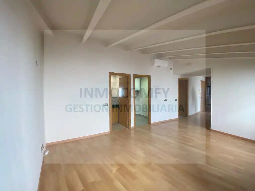 Living room of Commercial properties for rent in La Bisbal d'Empordà