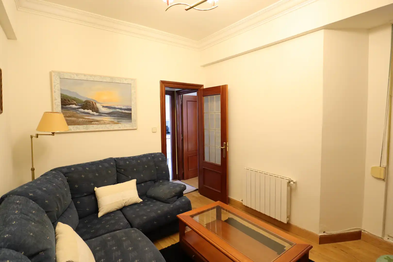 Sala d'estar de Pis en venda en Bilbao  amb Calefacció i Balcó