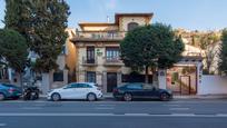 Vista exterior de Casa o xalet en venda en  Granada Capital amb Terrassa, Piscina i Balcó