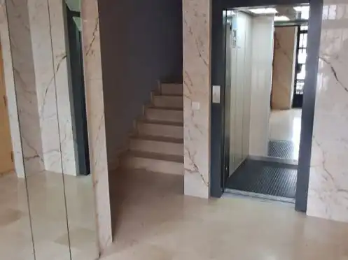 Piso con ascensor en venta en Ronda de Joan Fuster 0, imagen 2