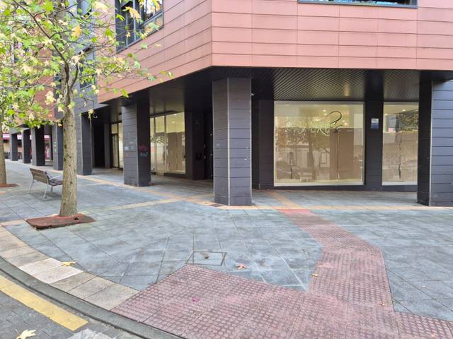 Local comercial en Alquiler en Mungia