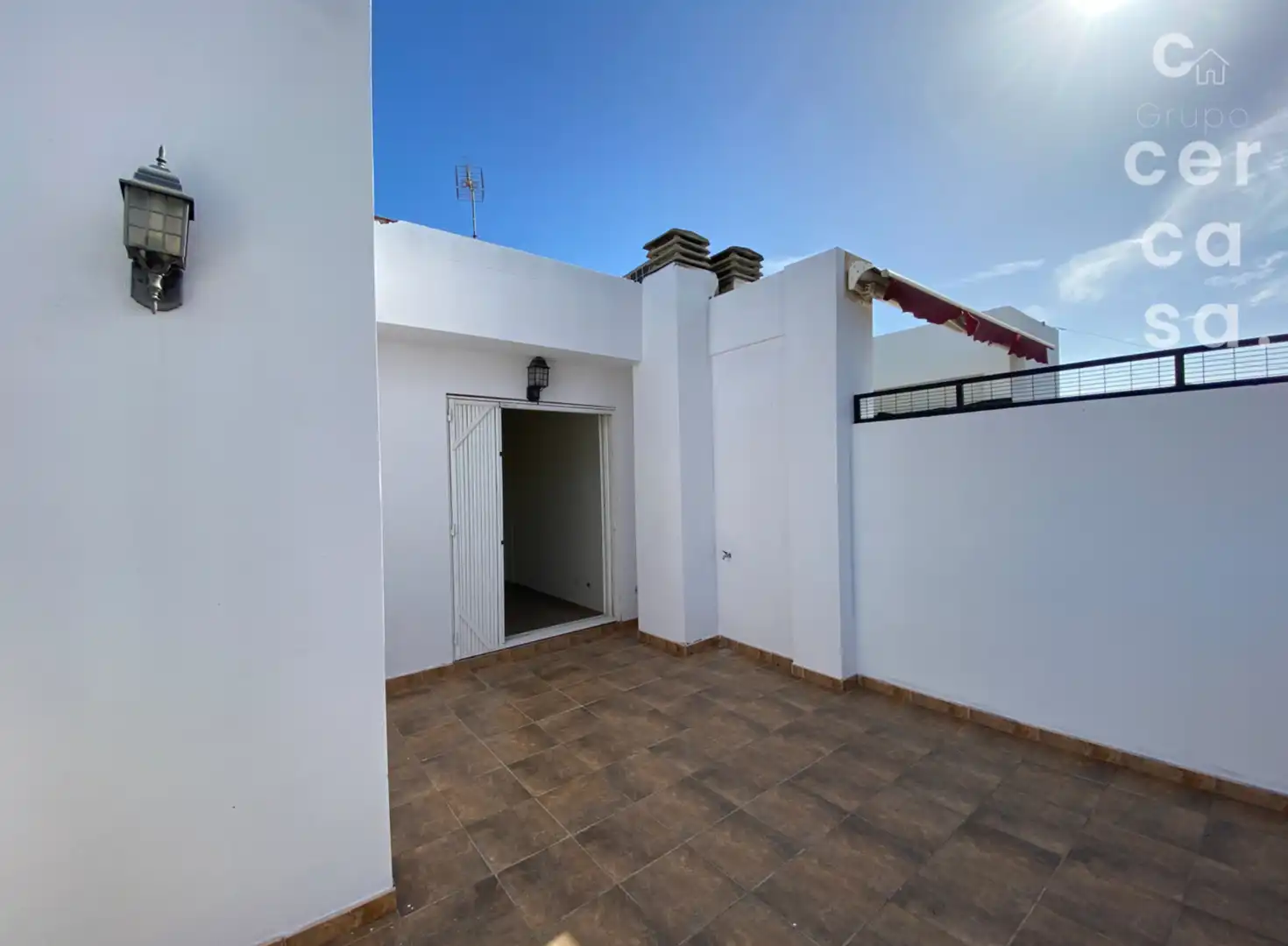 Terraza de Casa adosada en venta en Tavernes Blanques con Terraza, Trastero y Balcón