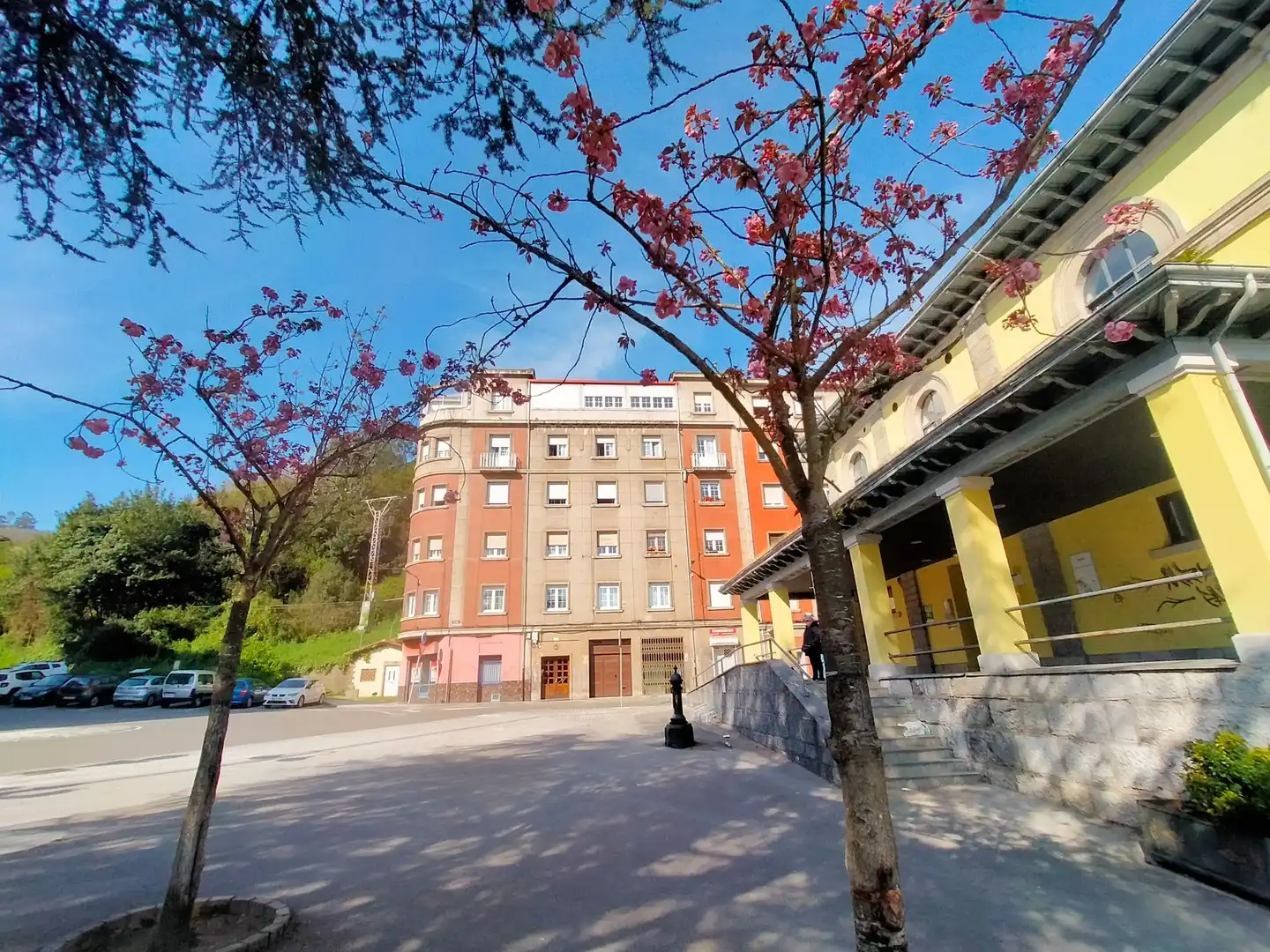 Außenansicht von Dachboden zum Verkauf in Pravia mit Heizung, Terrasse und Möbliert