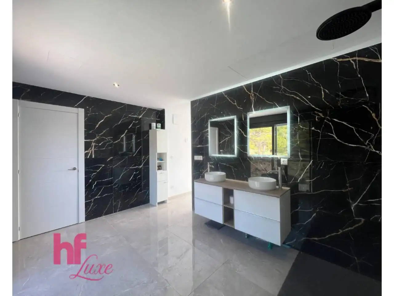 Detached house with pool for sale in Calle Londres, imagen 45