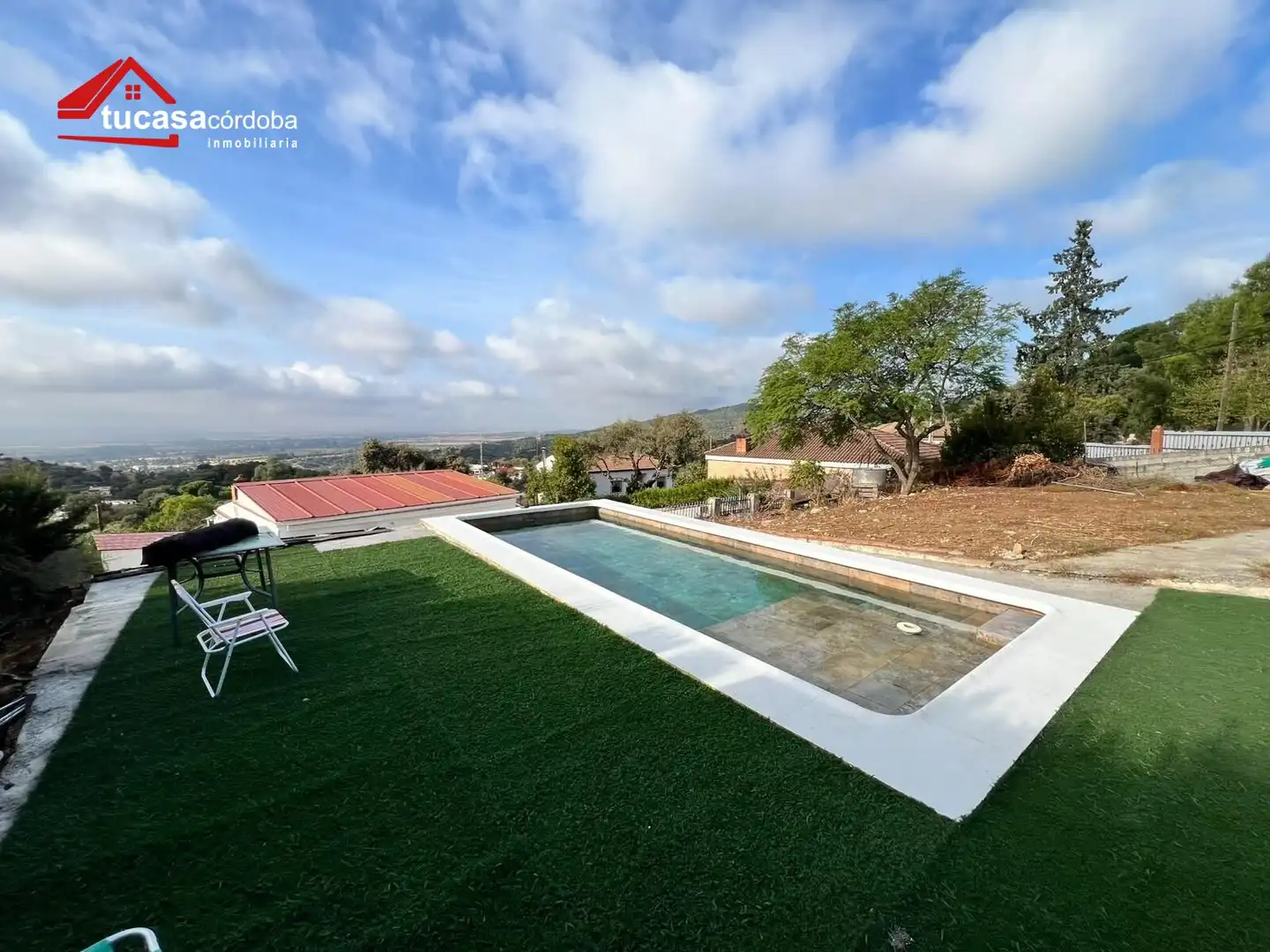 Piscina de Casa o xalet en venda en Periurbano Este - Campiña