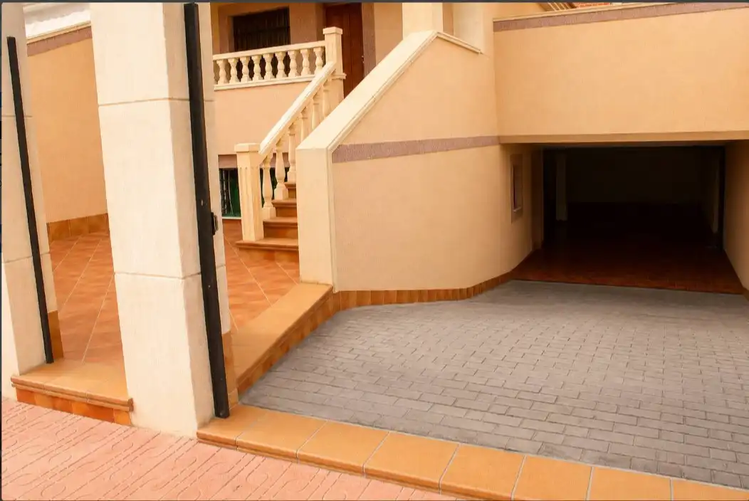 Casa o xalet en venda en Torrevieja amb Aire condicionat, Terrassa i Piscina