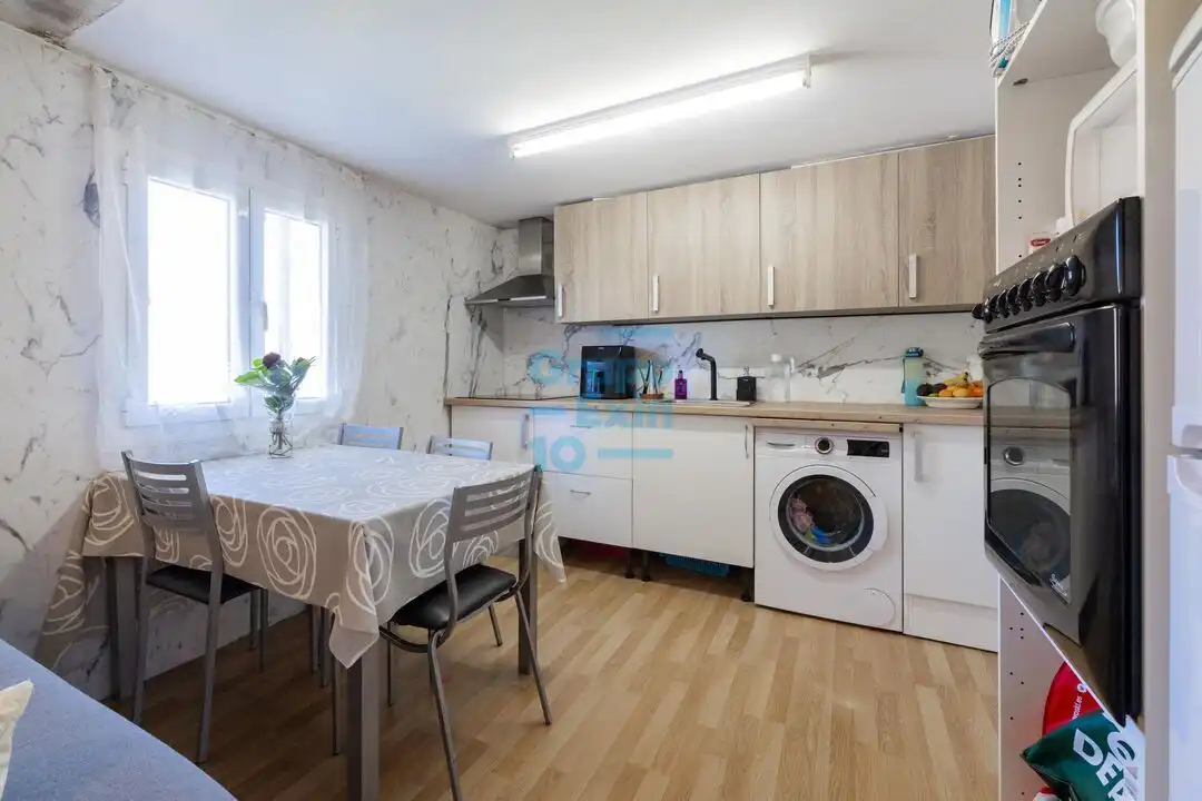 Cocina de Casa o chalet en venta en Donostia - San Sebastián  con Calefacción, Jardín privado y Terraza