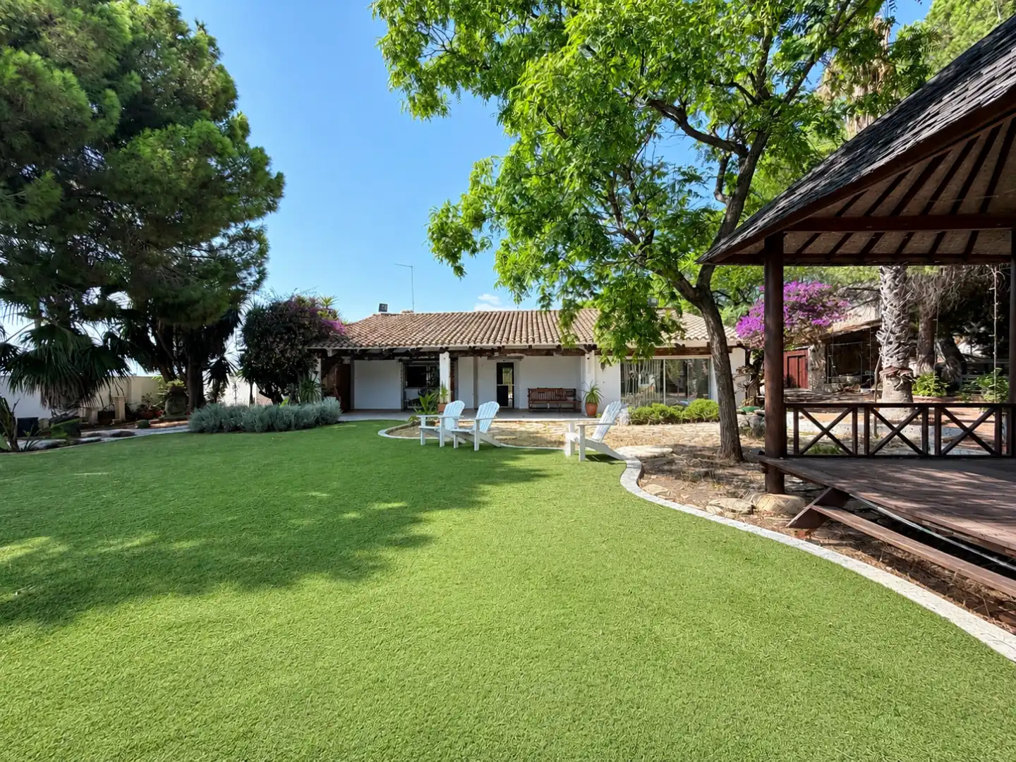 Garden of Houses for sale in Bétera  with Air Conditioner, Heating and Swimming Pool