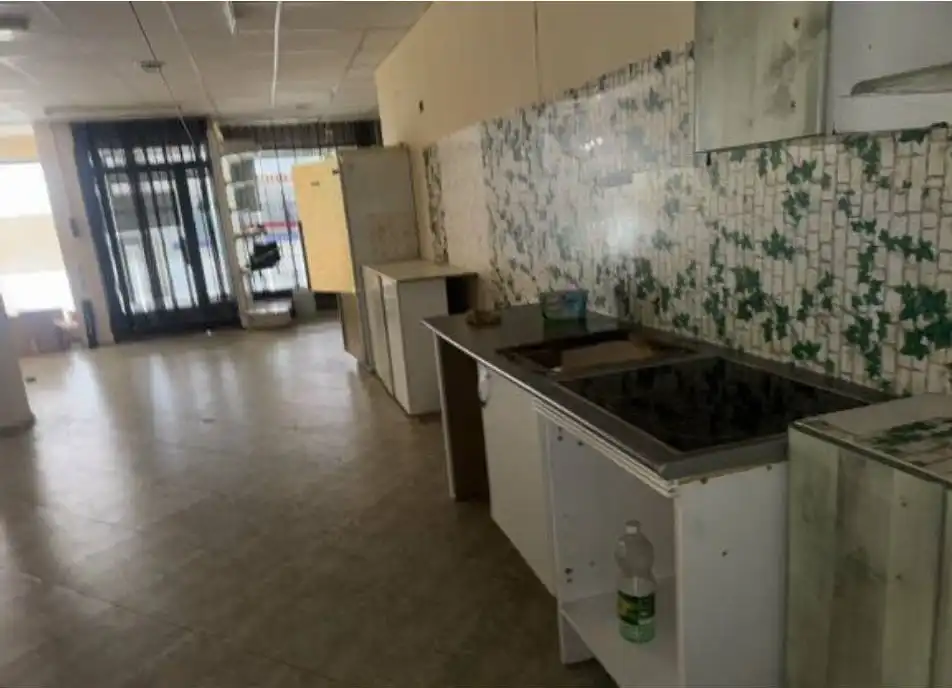 Local comercial de lloguer a Rd Santa Susana, imagen 4