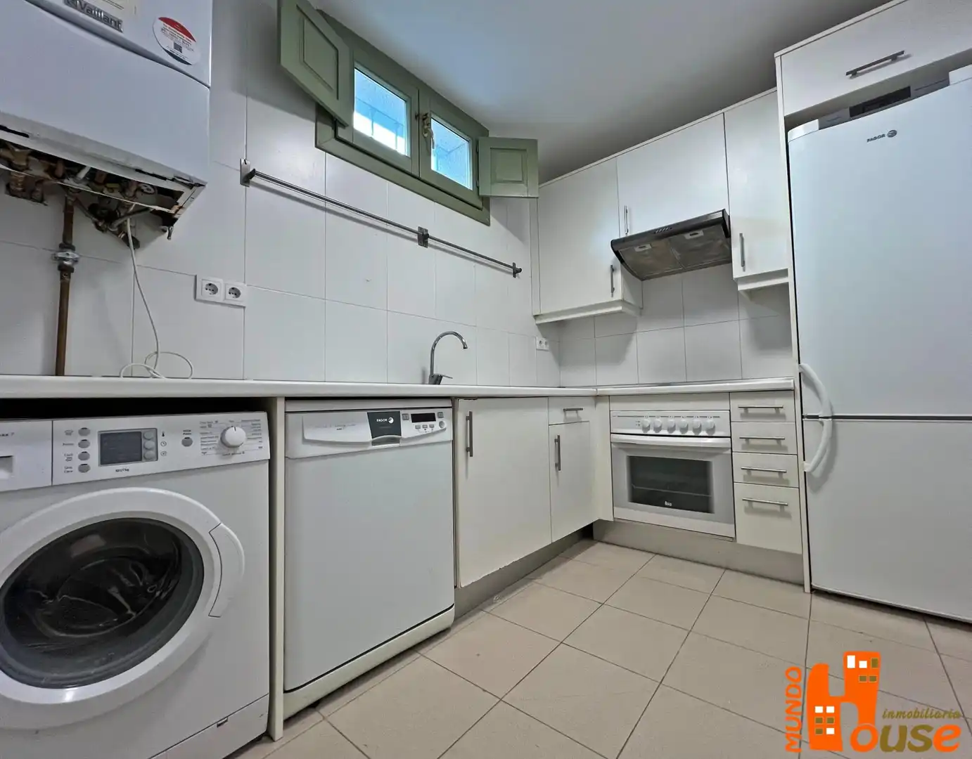 Cocina de Dúplex en venta en Real Sitio de San Ildefonso con Calefacción, Trastero y Balcón