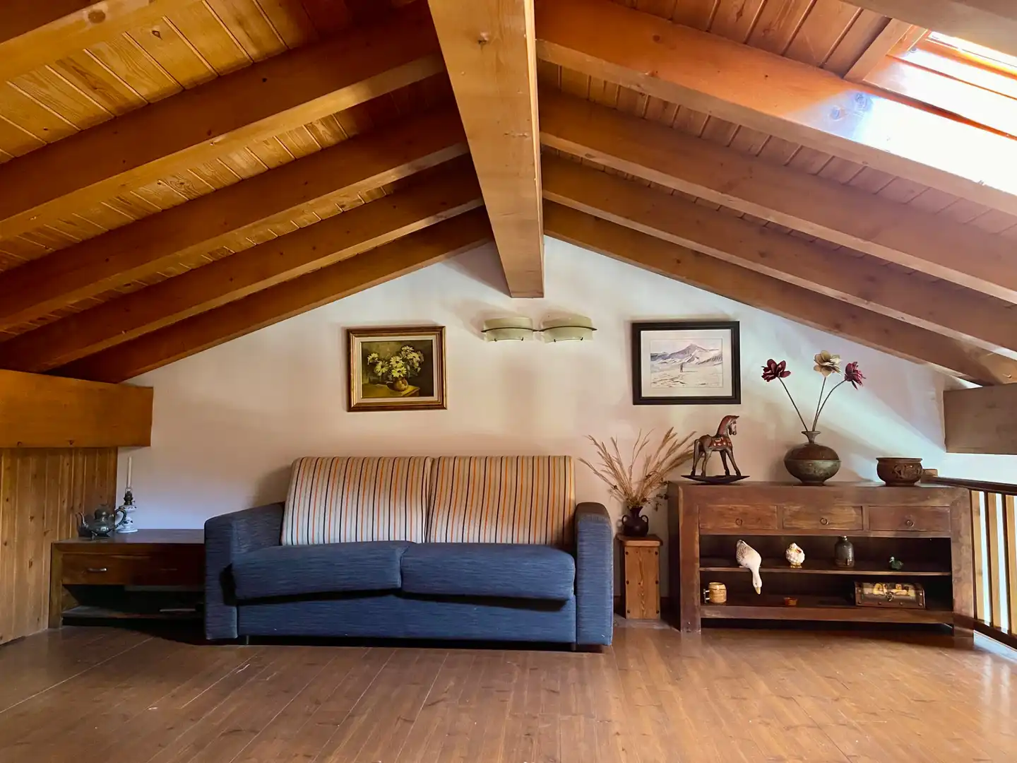 Living room of Duplexes for sale in Setcases  with Heating, Parquet flooring and Furnished