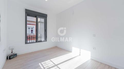 Foto 4 de Apartamento en venta en Fuente del Berro, Madrid