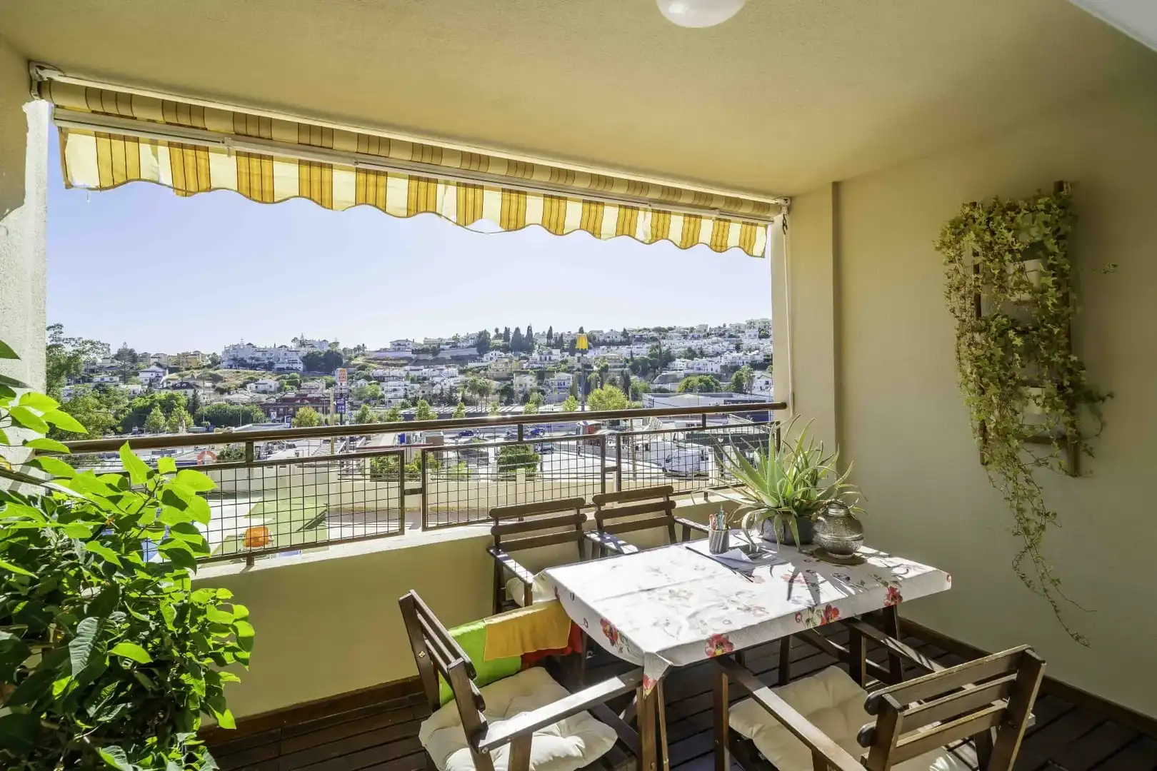 Terrace of Flat for sale in Fuengirola  with Air Conditioner, Storage room and Swimming Pool