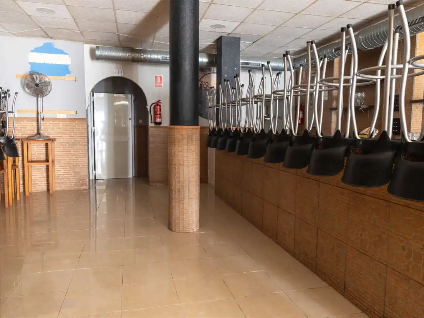 Commercial properties for sale in Rota  with Air Conditioner and Furnished