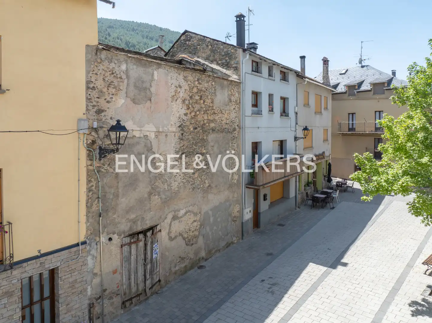Vista exterior de Residencial en venta en Alp