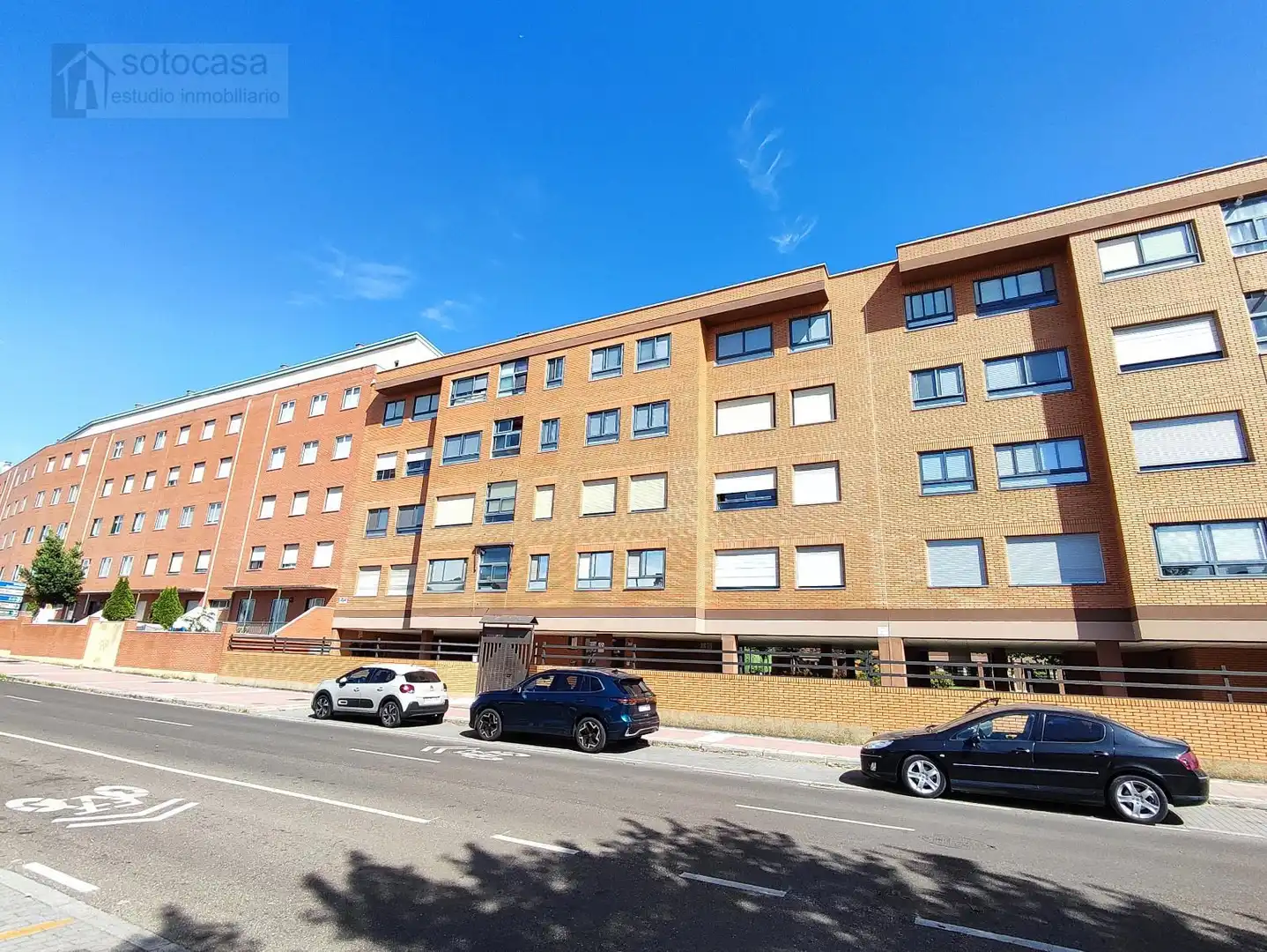 Piso en venta en Costa Verde, Barrio España