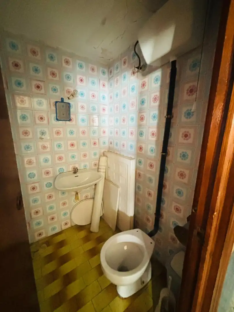 Badezimmer von Gebäude zum Verkauf in Sorvilán