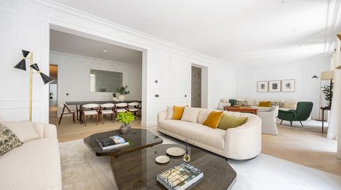 Photo 2 of Flat for sale in Recoletos, Madrid Capital