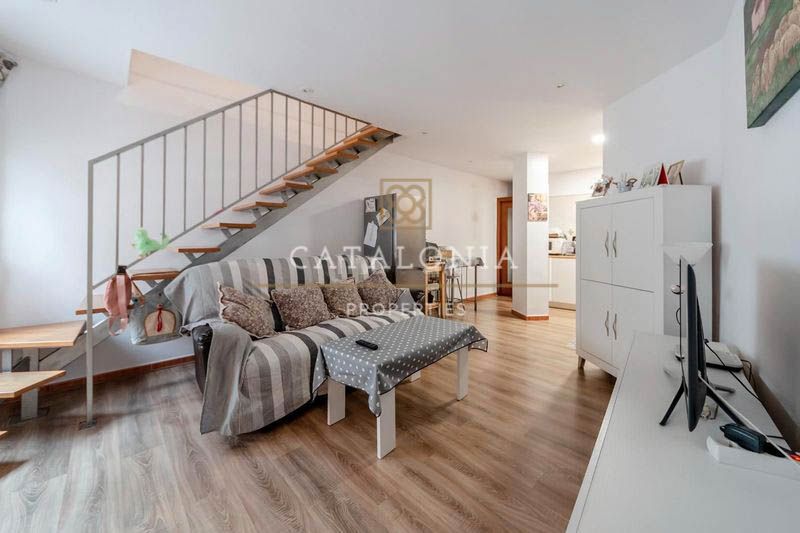 Exterior view of Duplex for sale in Mataró  with Air Conditioner, Heating and Parquet flooring