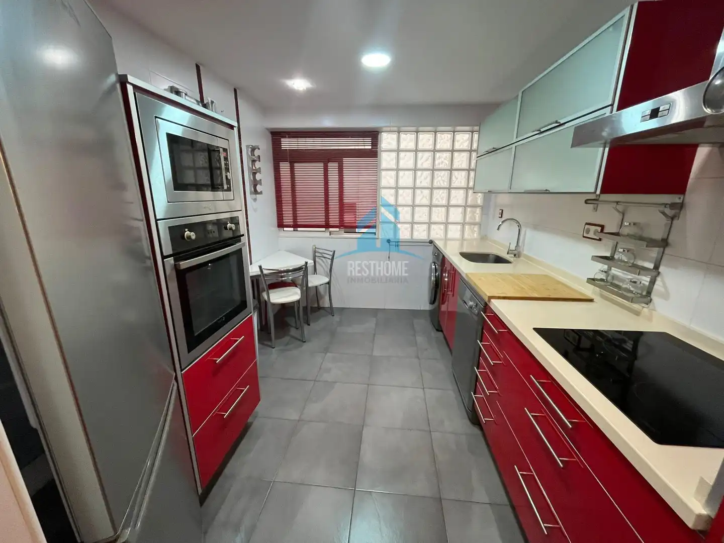Cuina de Pis en venda en Cullera amb Aire condicionat