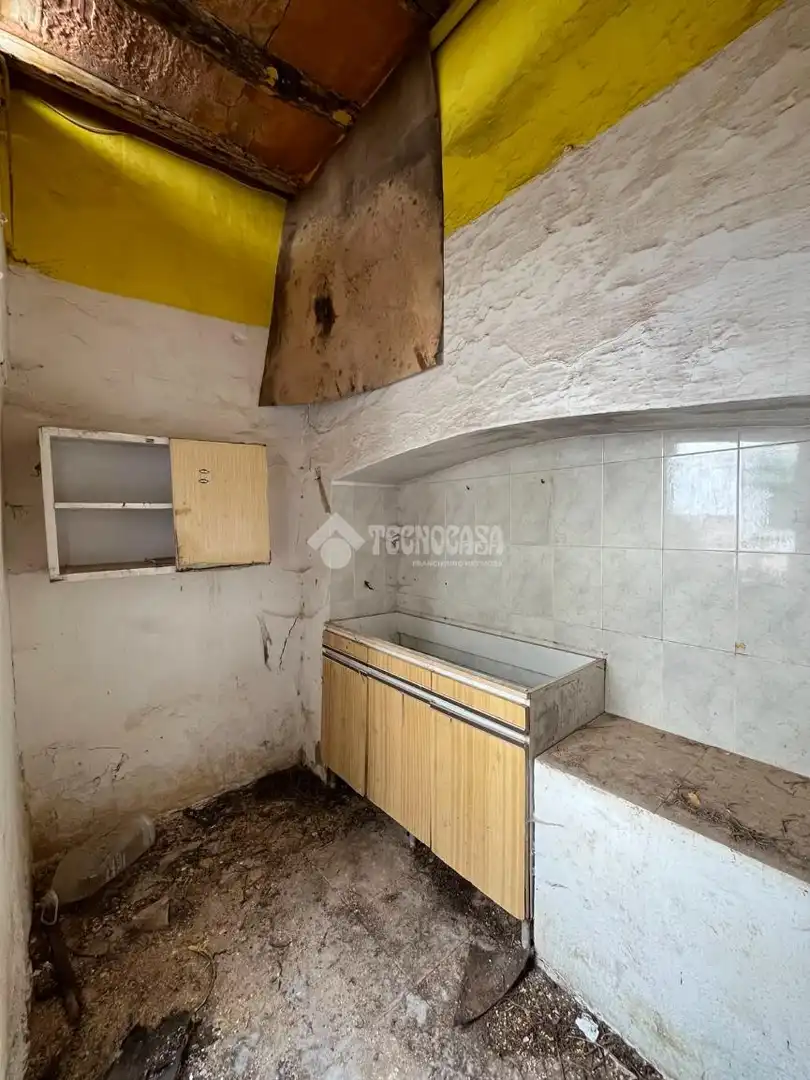 Cuina de Casa o xalet en venda en Carmona amb Aire condicionat, Calefacció i Moblat