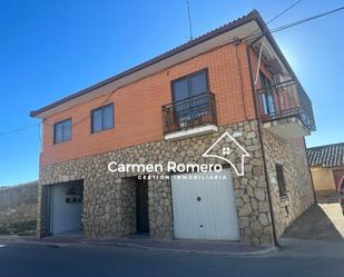 Exterior view of House or chalet for sale in El Pino de Tormes  with Heating, Terrace and Balcony