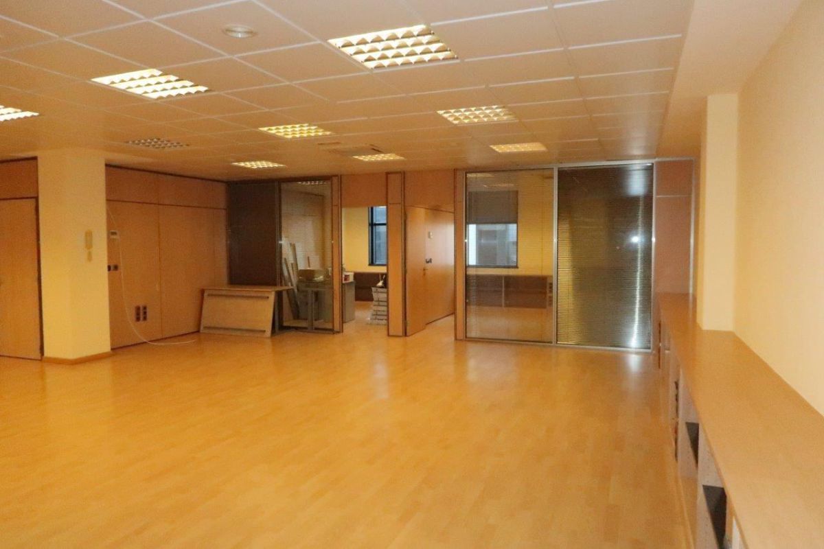 Office for sale in A Coruña Capital   with Air Conditioner