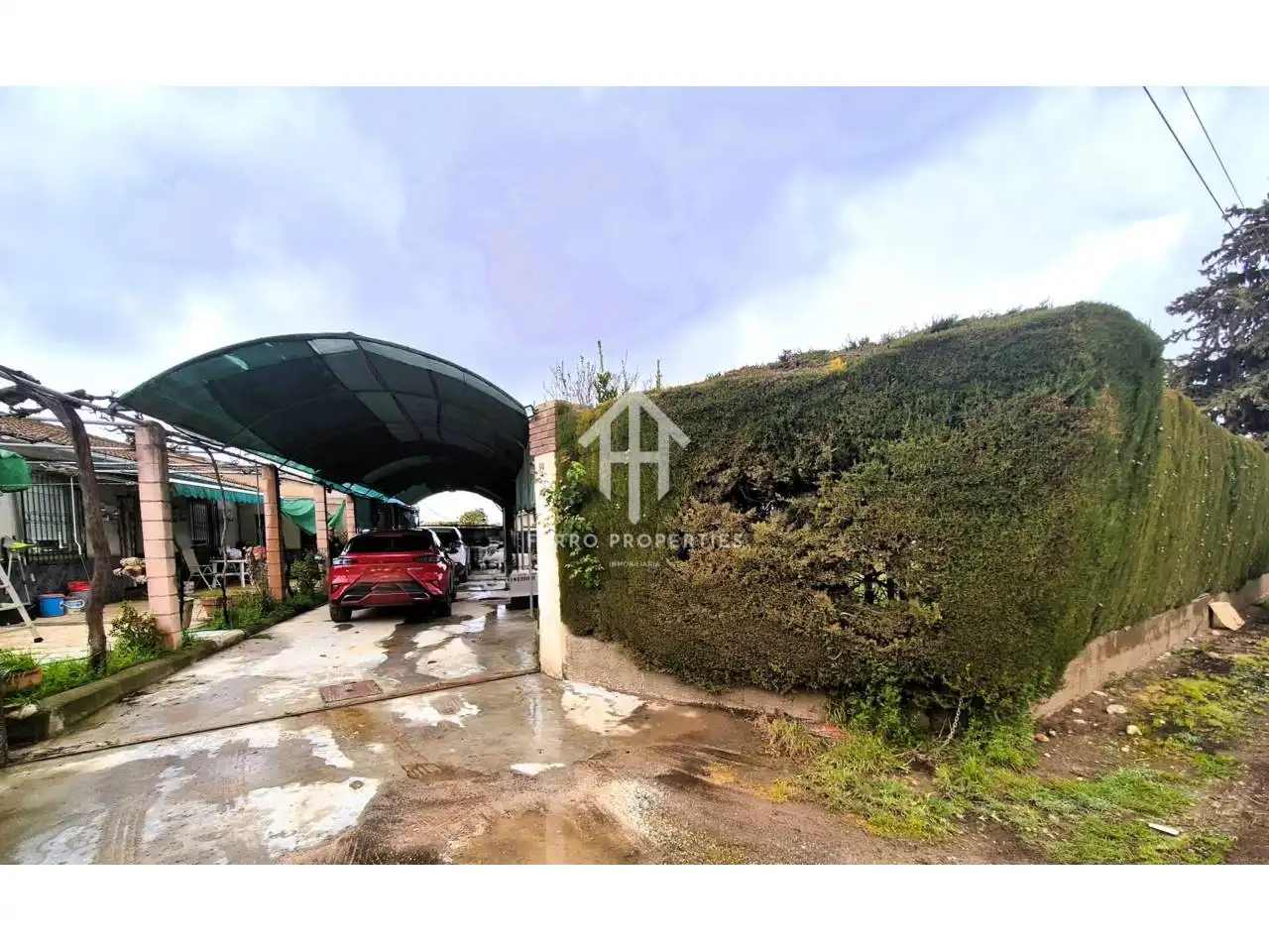 Vista exterior de Finca rústica en venda en Moraleda de Zafayona amb Aire condicionat, Jardí privat i Piscina