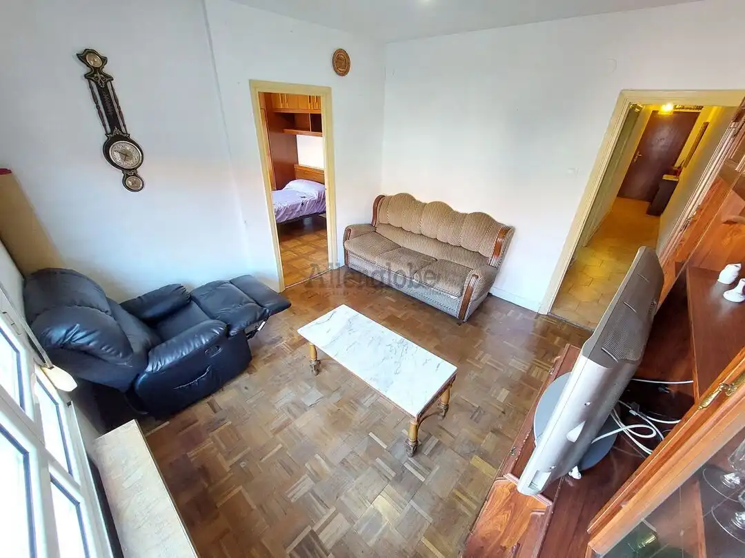 Sala de estar de Piso en venta en Oviedo  con Calefacción