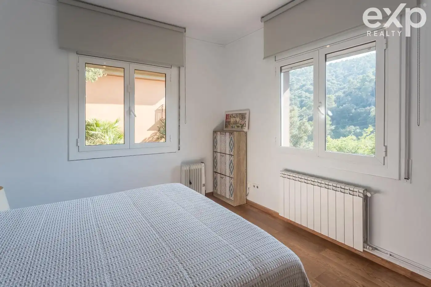 Habitación de Casa o chalet en venta en Barcelona con Parquet y Terraza