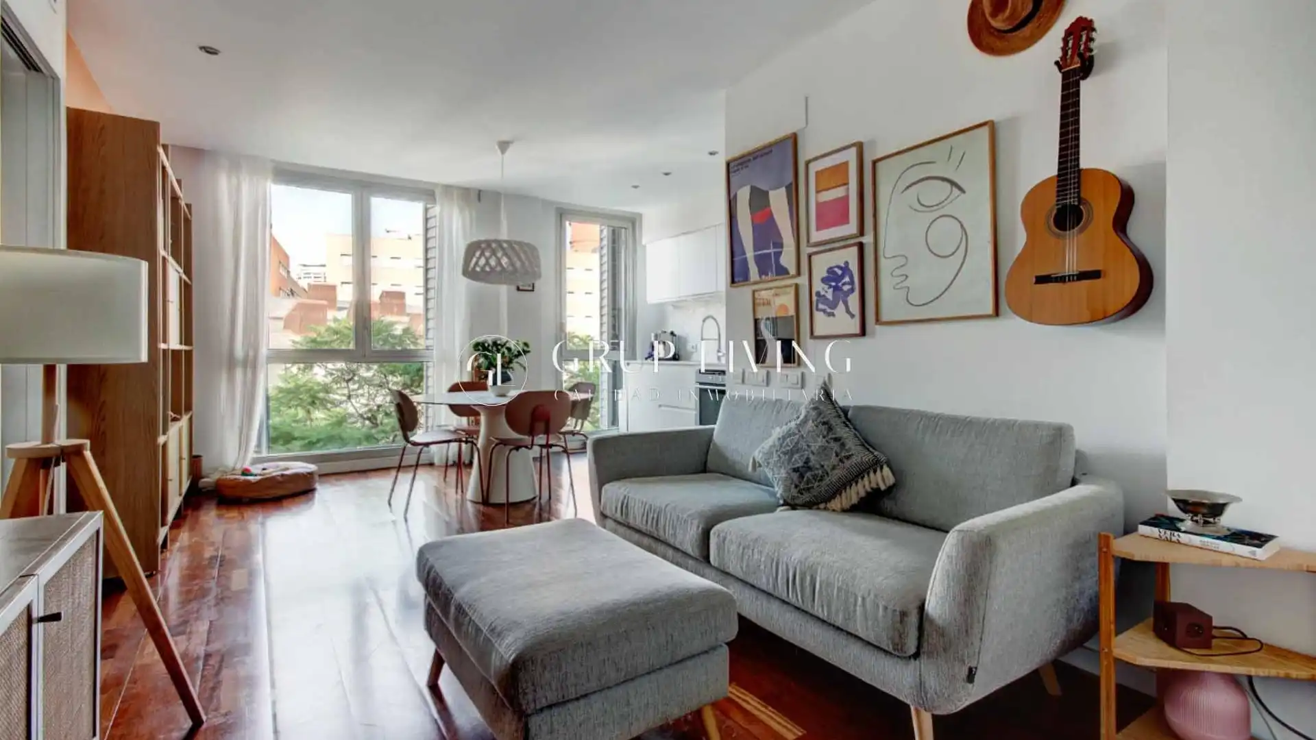 Living room of Flat for sale in  Barcelona Capital  with Terrace and Storage room