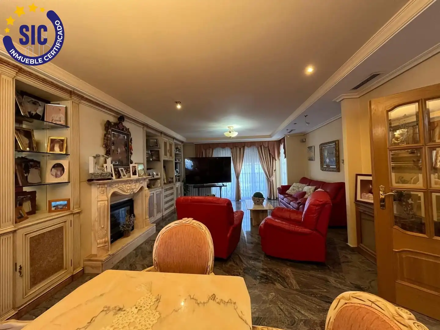 Sala d'estar de Casa o xalet en venda en Domeño amb Aire condicionat, Calefacció i Terrassa