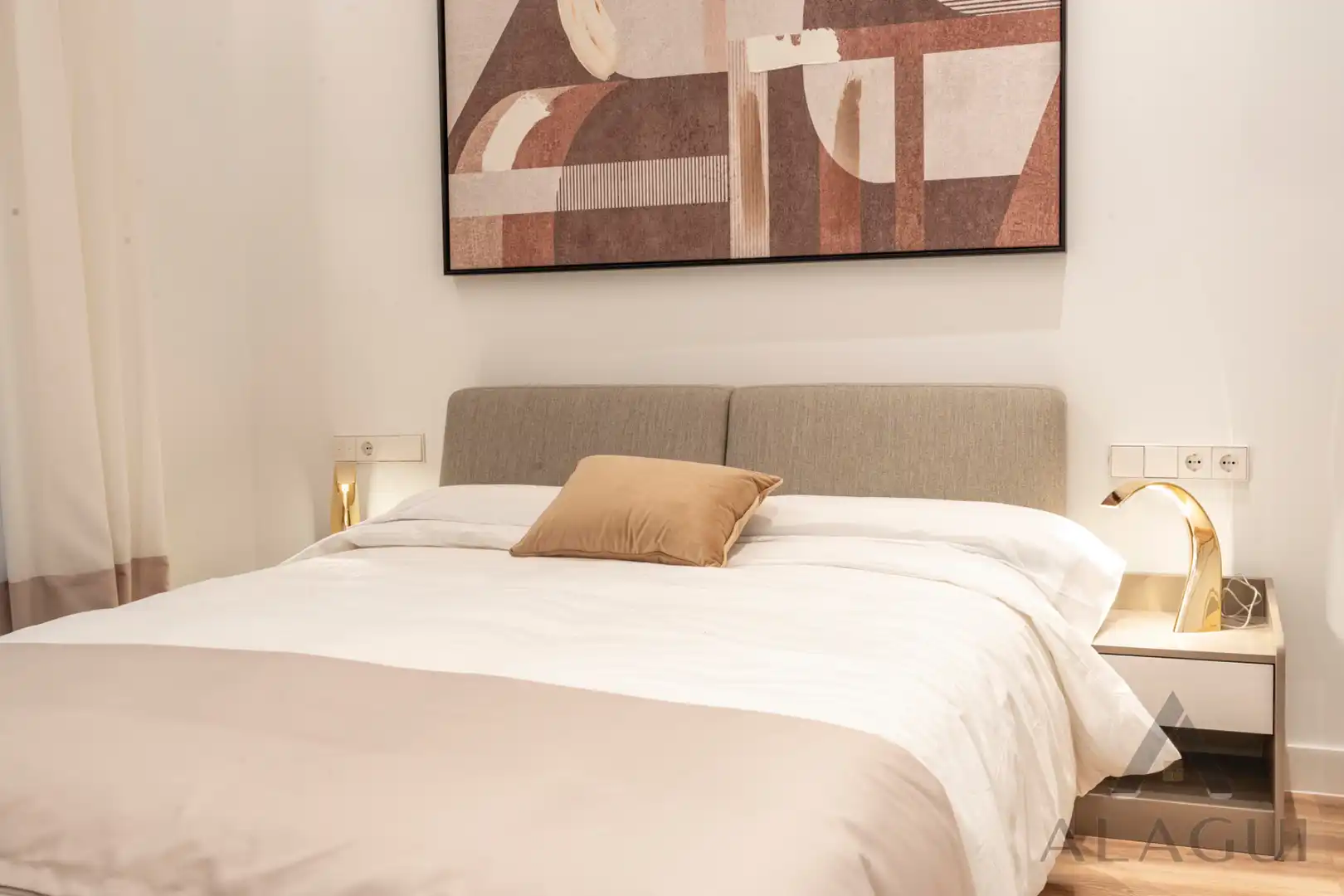 Schlafzimmer von Wohnung zum Verkauf in Madrid mit Klimaanlage, Heizung und Möbliert