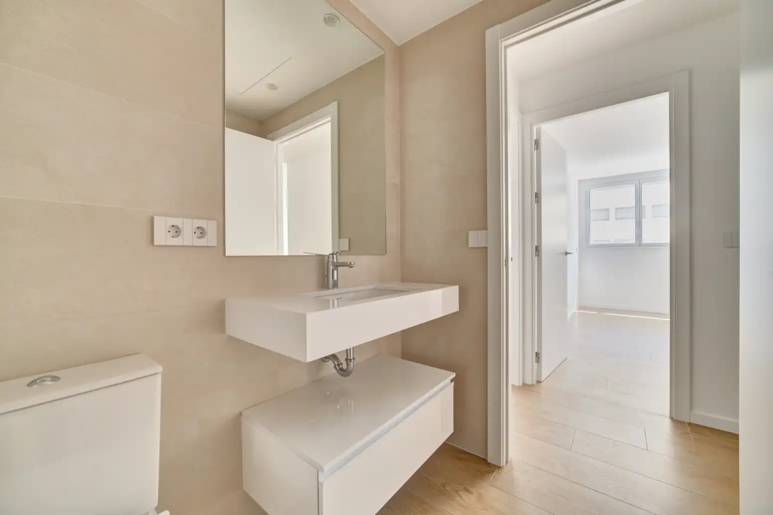 Bathroom of Flat for sale in  Pamplona / Iruña  with Heating, Terrace and Storage room