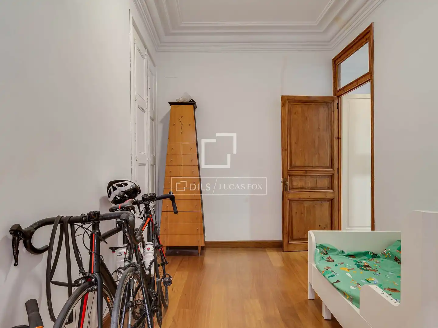 Piso en venta en Barcelona con Aire acondicionado, Calefacción y Terraza