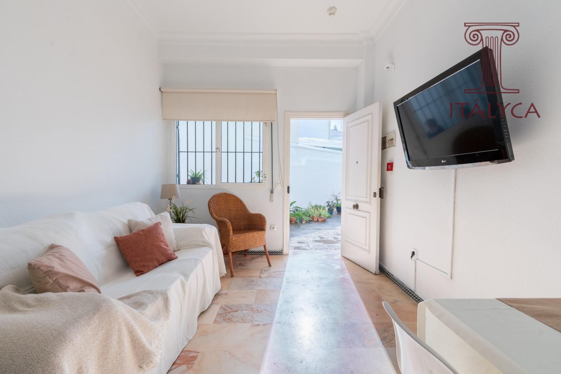 Sala de estar de Piso en venta en  Sevilla Capital con Aire acondicionado y Calefacción