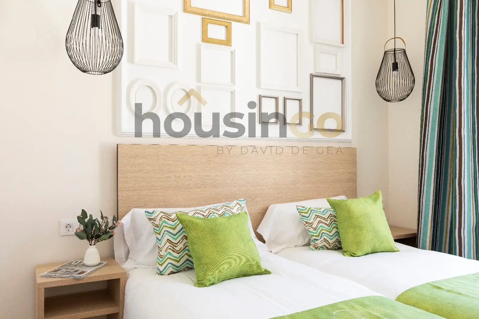 Bedroom of Apartments for rent in Madrid  with Air Conditioner, Heating and Parquet flooring