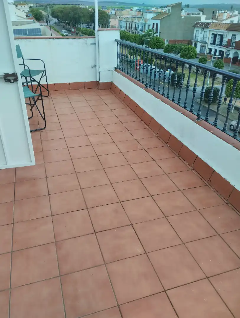 Flat for rent in Avenida Alcalde Justo Padilla Burgos, Guillena pueblo