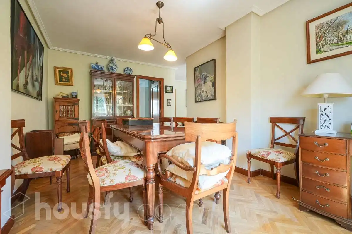 Dining room of Houses for sale in Madrid  with Air Conditioner, Heating and Private garden